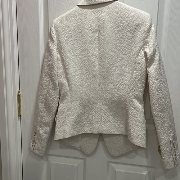 Elizabeth and James Jacket - Picture 2 of 6